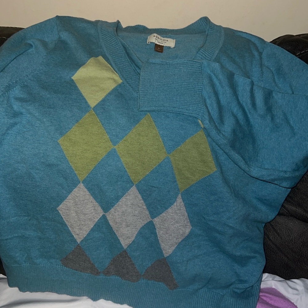 Sweater bundle 5 items; 2 argyle sweaters by Sonoma